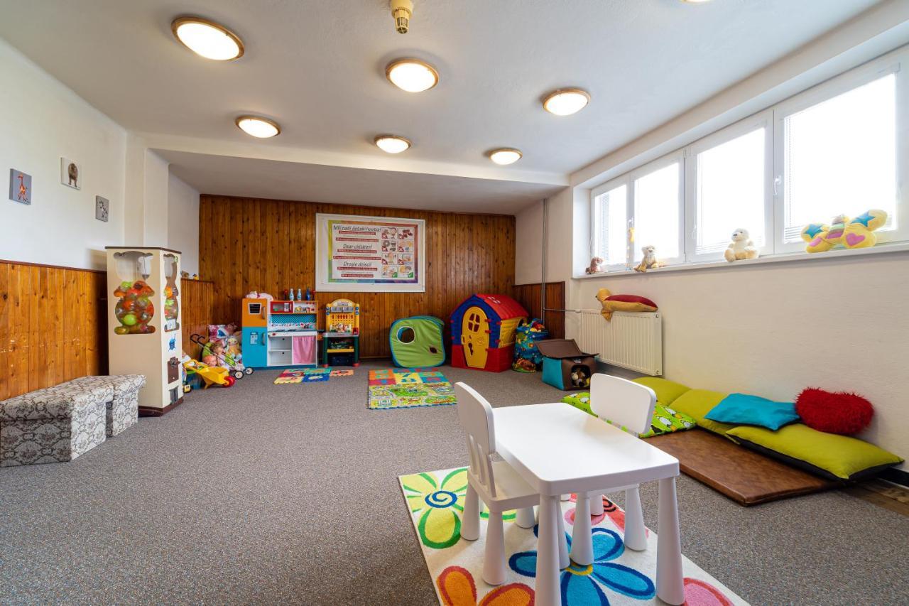 Hotel Sasanka Tatranská Lomnica Esterno foto