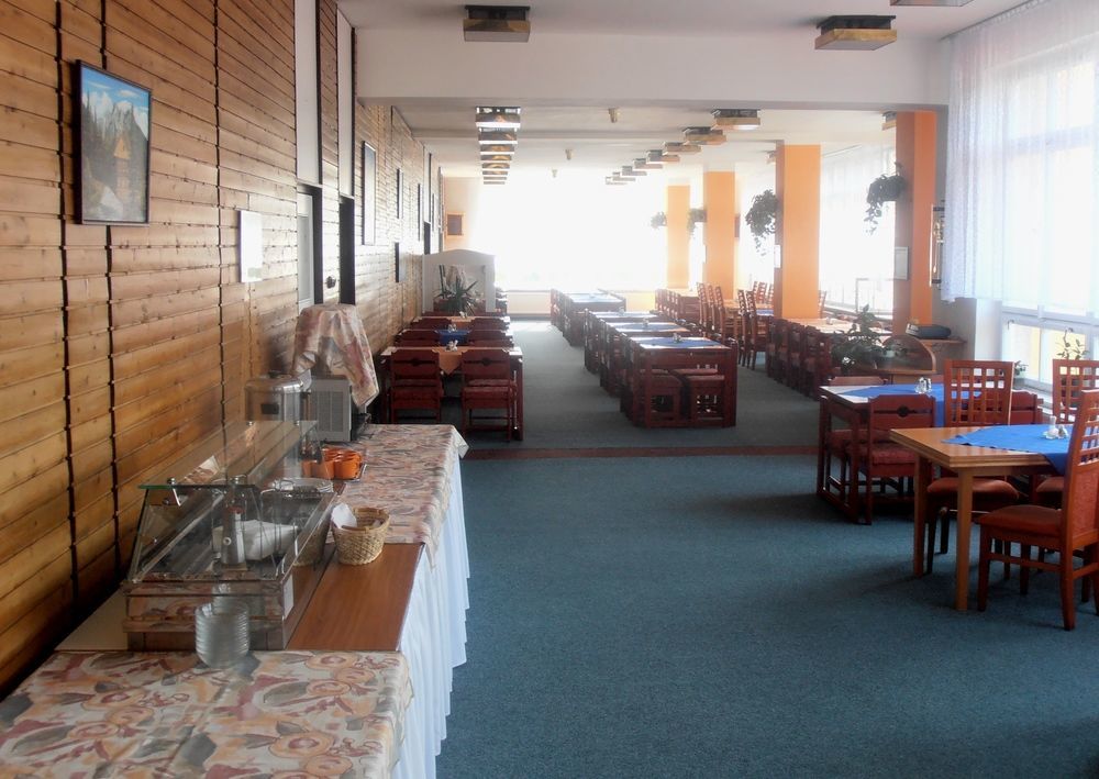 Hotel Sasanka Tatranská Lomnica Esterno foto