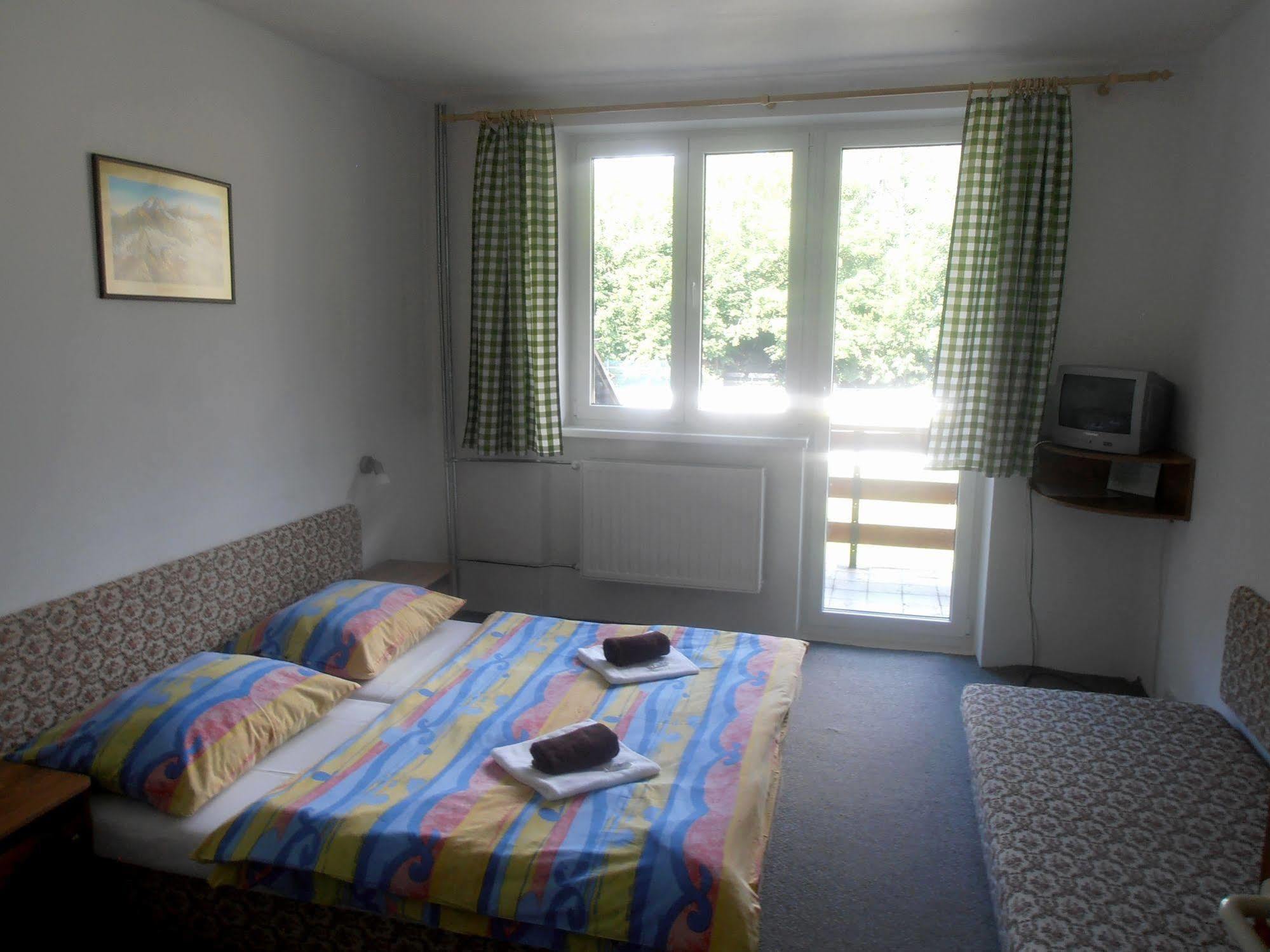 Hotel Sasanka Tatranská Lomnica Esterno foto